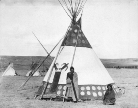Historia de los nativos americanos para niños: el tipi, la longhouse y las casas pueblo