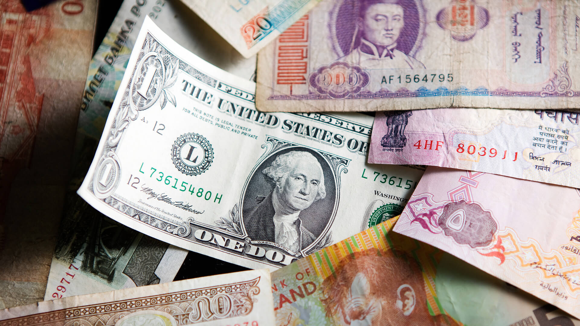 Деньги и финансы: мировые валюты
